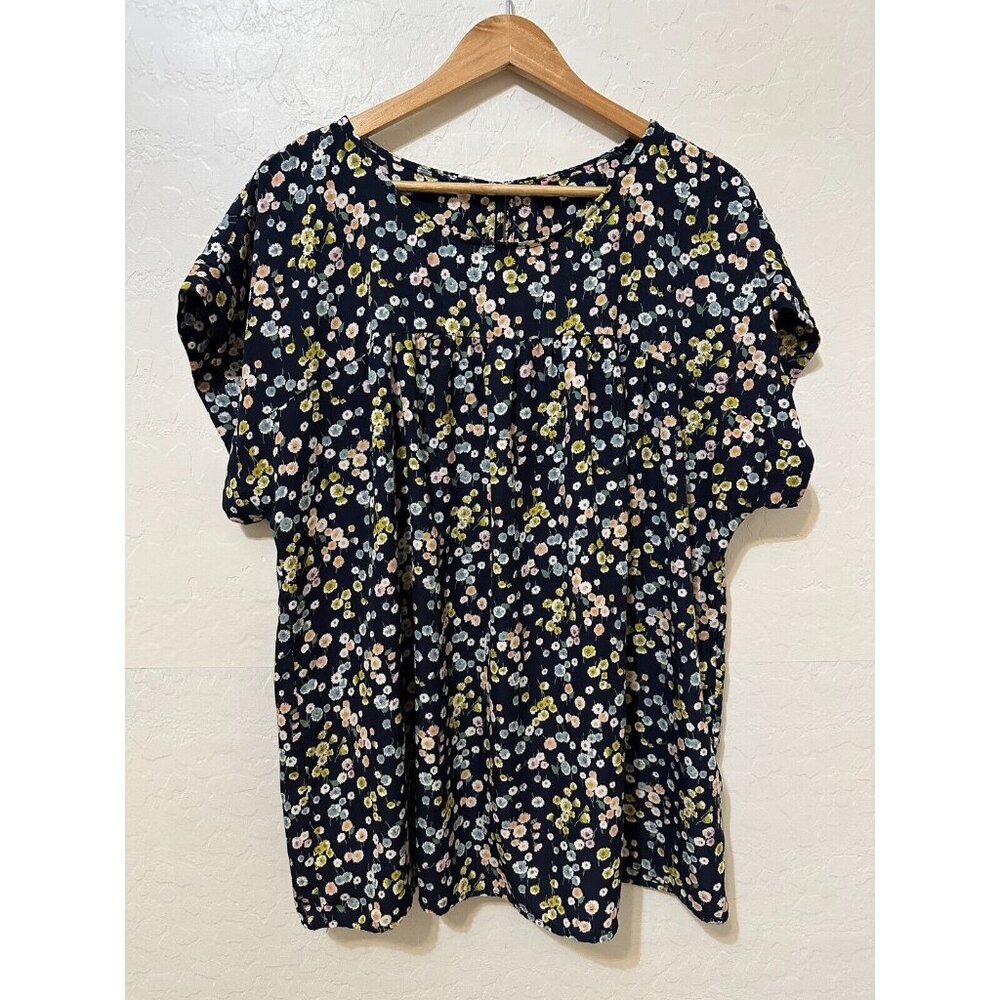 Womans Floral Top Size 2x Bloomcore Beachy Career Office Travel‎ Resort Vacay